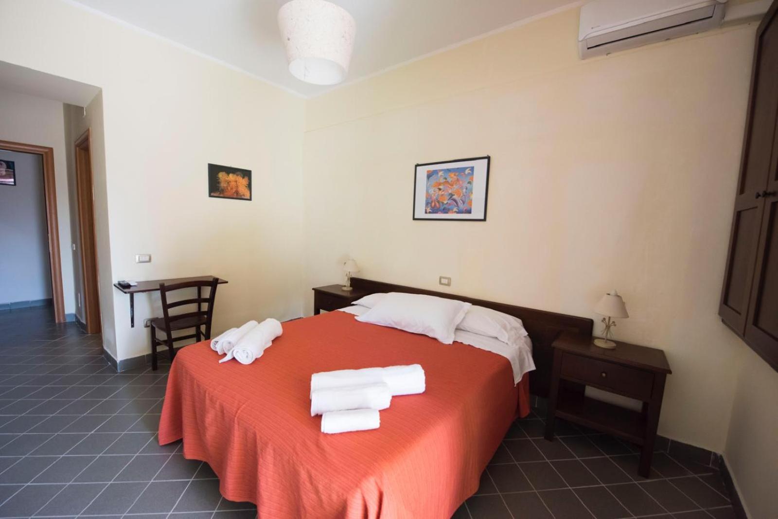 B&B Casa Cosmano Brancaleone Marina Luaran gambar