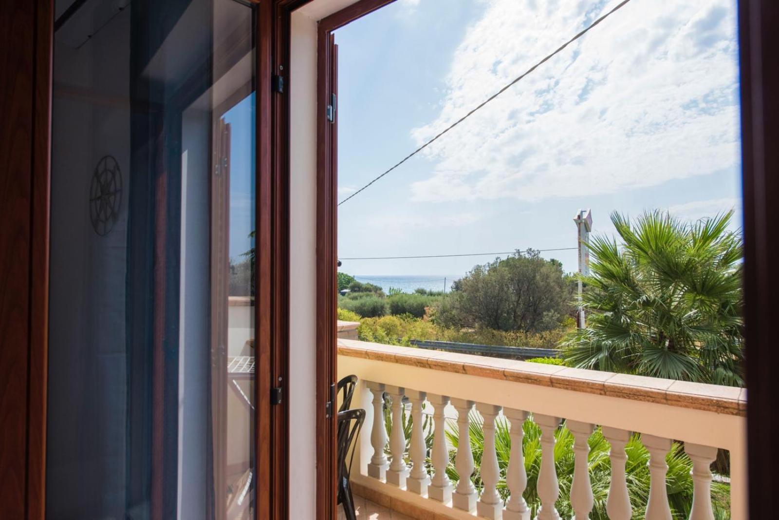 B&B Casa Cosmano Brancaleone Marina Luaran gambar