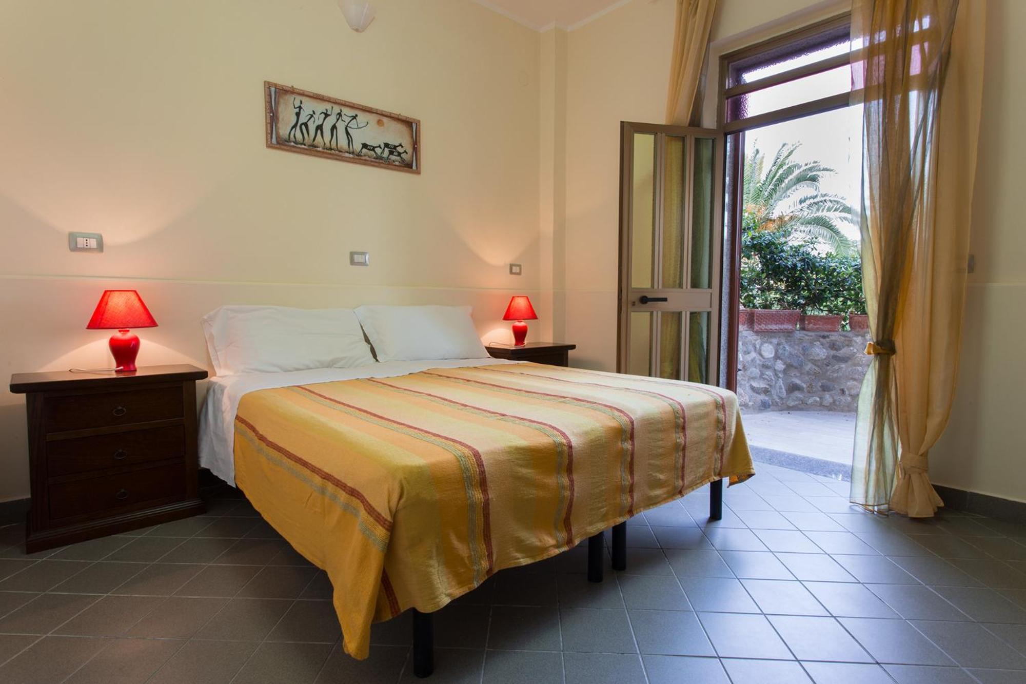 B&B Casa Cosmano Brancaleone Marina Luaran gambar